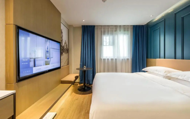 Jinglai Hotel (Shanghai Bund East Nanjing Road Pedestrian Street)