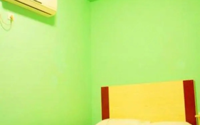 Lianghai Hostel Sanya