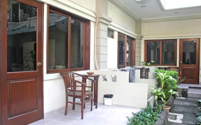 Hotel Winotosastro Garden