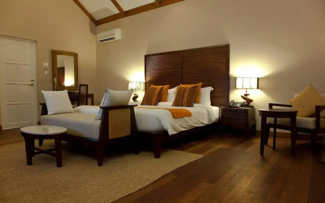 Vakarufalhi Island Resort & Spa