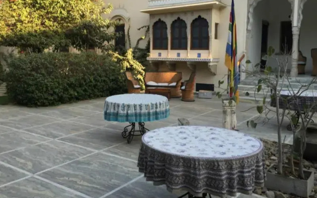 Dera Mandawa Hotel
