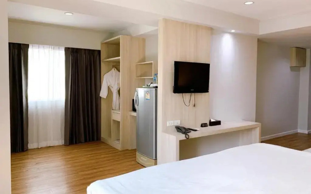 Miloft Sathorn hotel