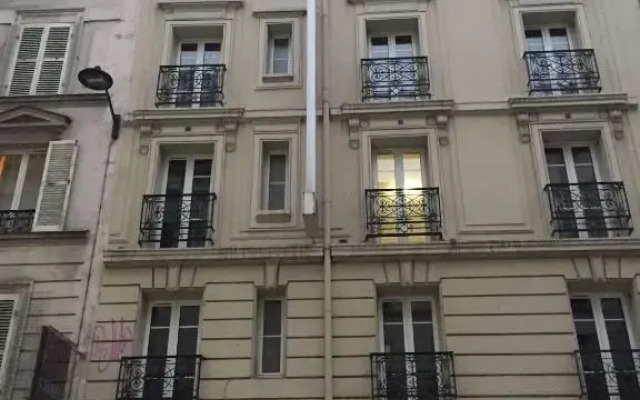 Pax Hotel