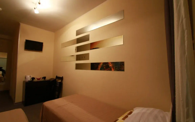 Mini Hotel V na Shherbakovom