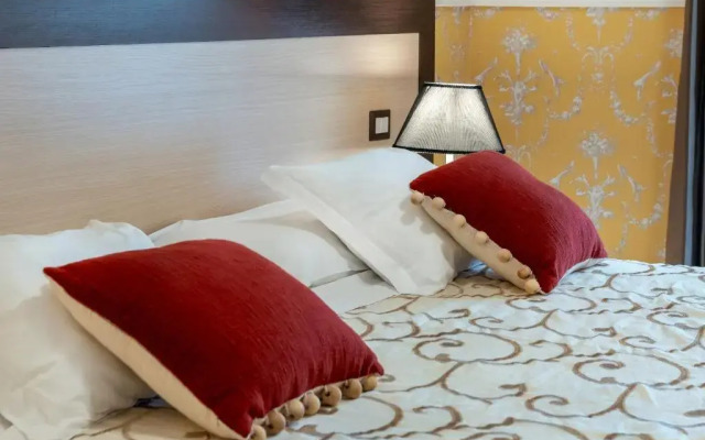 Hotel De La Ville Relais