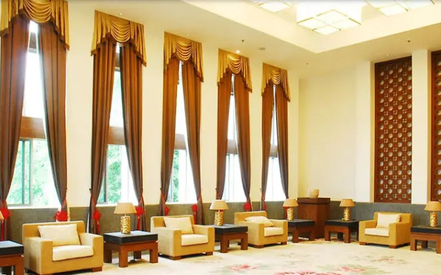 Pingtian Peninsula Hotel