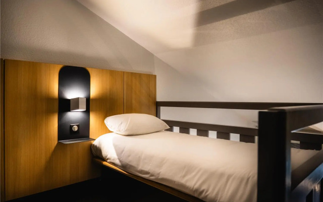 Отель Kyriad Eco 