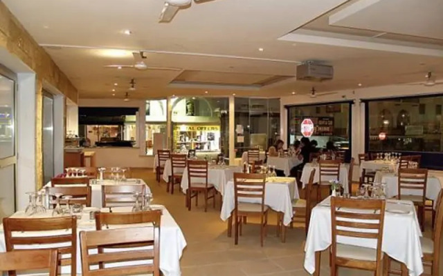 Tsokkos Maria Hotel Apts