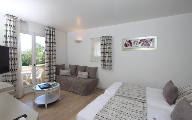 Val Baussenc, The Originals Relais