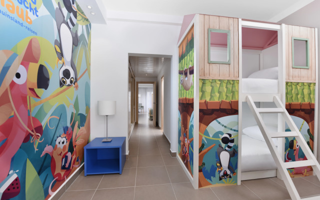 JAZ Elite Maraya Hotel