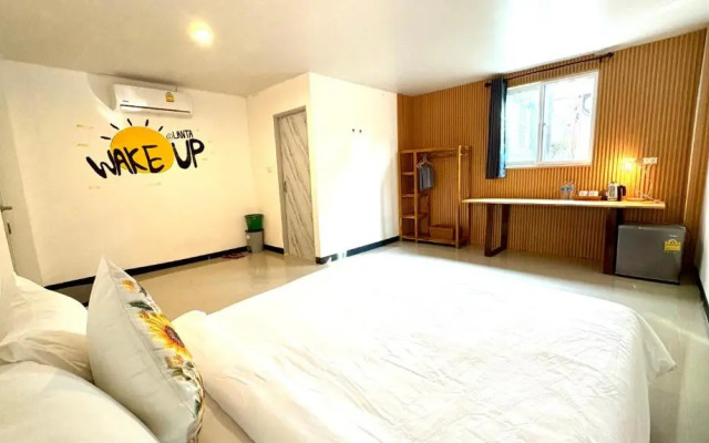 WAKE UP @Lanta Hotel : Cafe