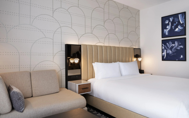 Courtyard by Marriott New York Manhattan/SoHo