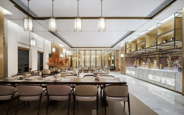 Ptossom Hotel	