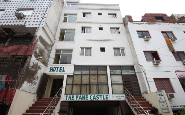 Fame Castle Inn