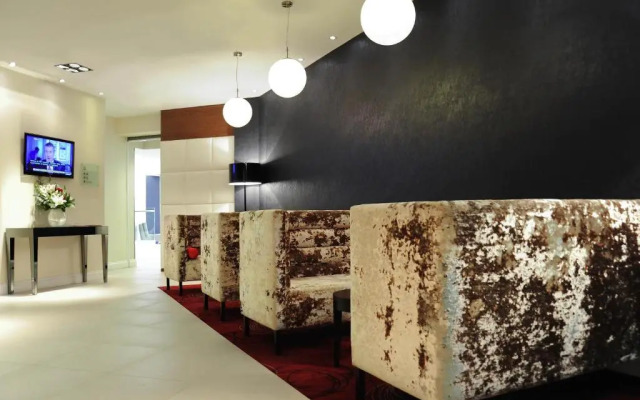 London Bloomsbury Square Hotel