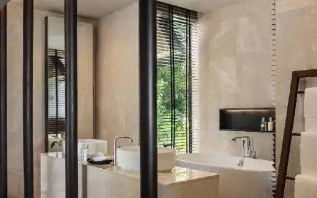 Madifushi Private Island Hotel