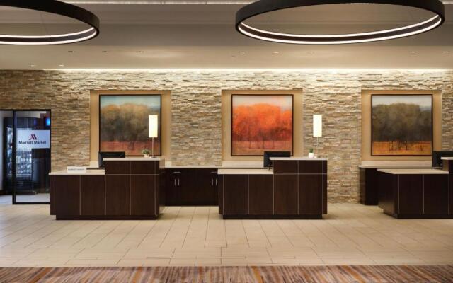 Minneapolis Marriott Northwest Hotel & Conference Center