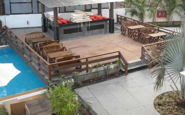 Nagoa Grande Hotel