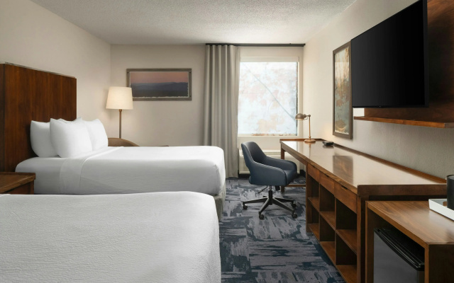 Отель Fairfield by Marriott Inn & Suites Chattanooga