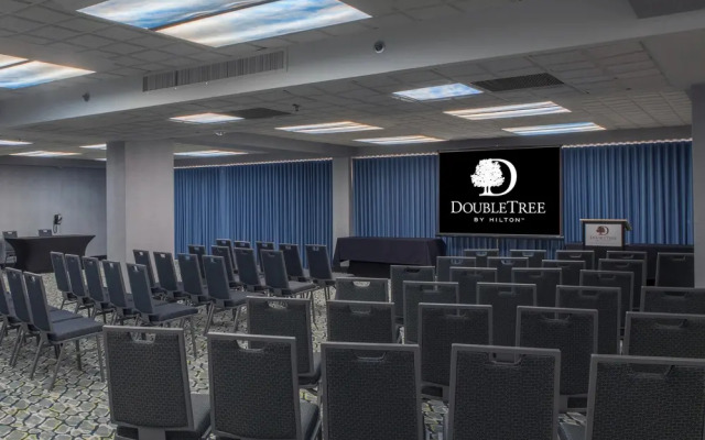 DoubleTree by Hilton Hotel Jacksonville Airport