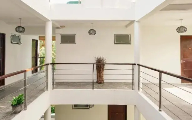 Bliss Dhigurah Hotel