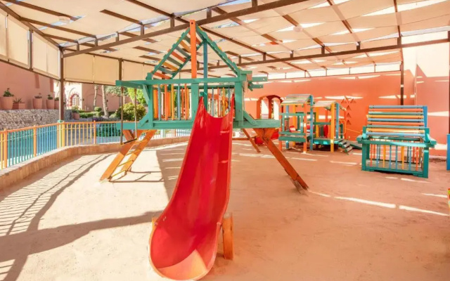 JAZ Makadi Oasis Resort