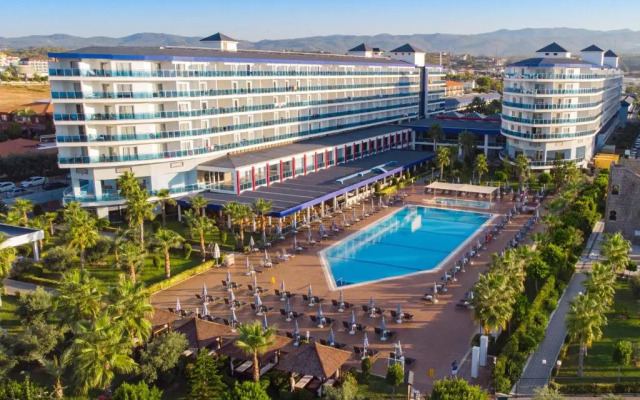 Eftalia Marin Resort Hotel