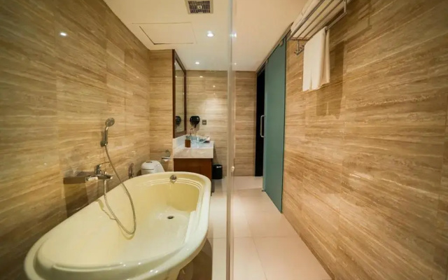Отель The Nest Hotel Nusa Dua
