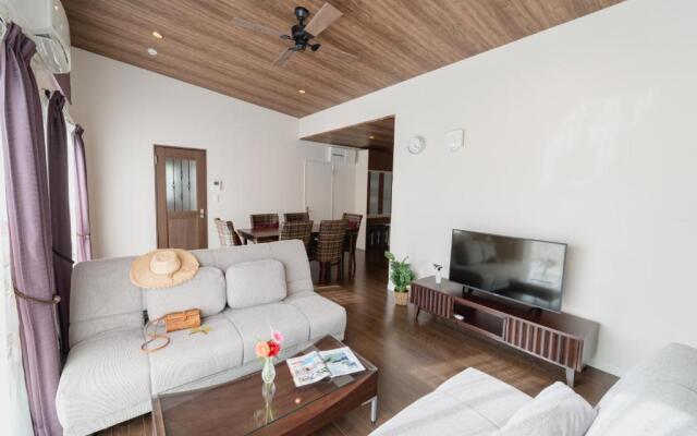 BEVERLY HILLS VILLA Miyakojima Resort