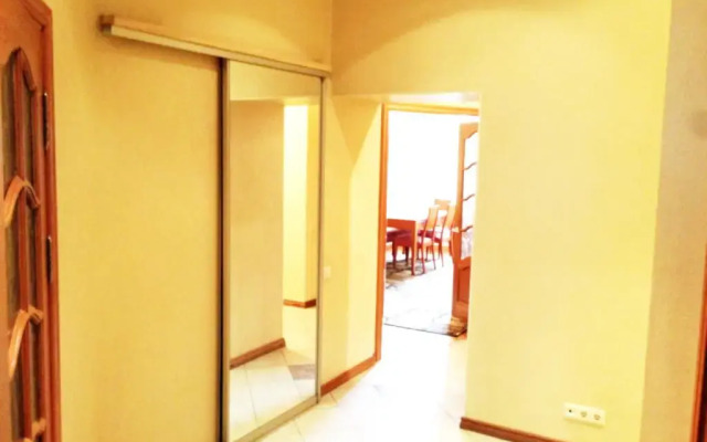 Apartment Nevskiy 77