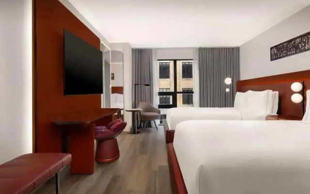 Revery Toronto Downtown, Curio Collection by Hilton