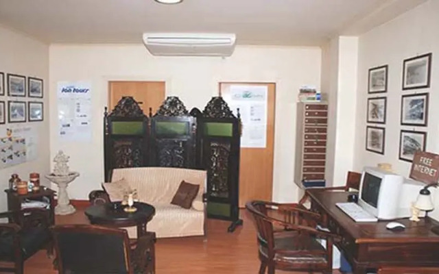 Mantas Seaside Boutique Hotel