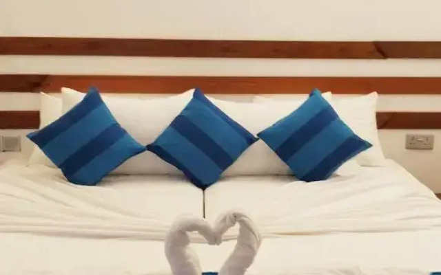 Alkina Lodge Hotel