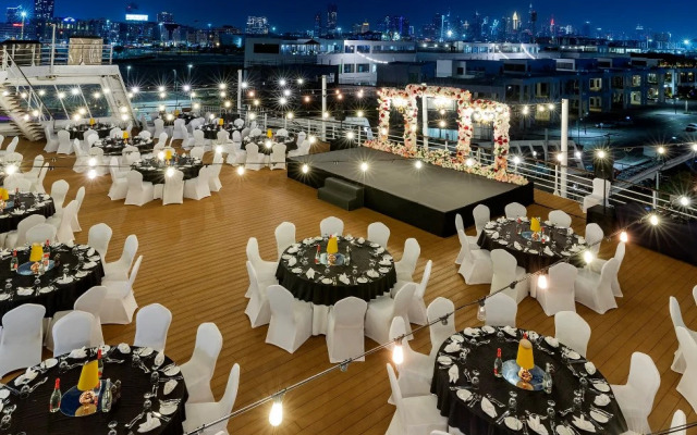 Queen Elizabeth 2 Hotel by Accor