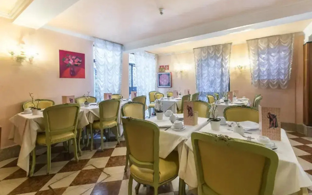 Pantalon Hotel
