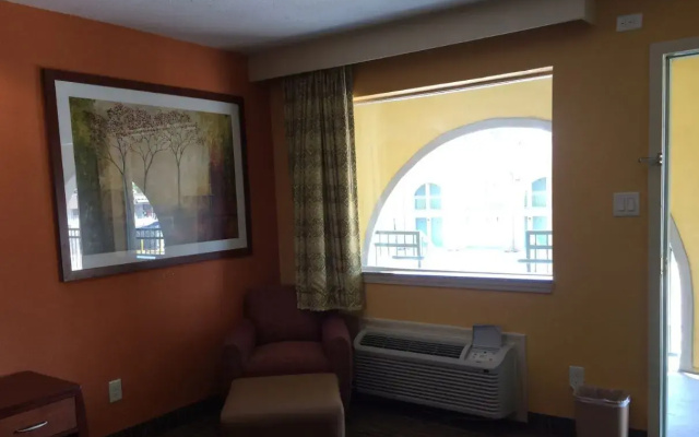 Select Inn & Suites Houston