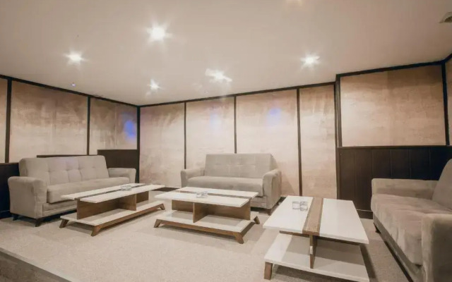 Edrin Hotel