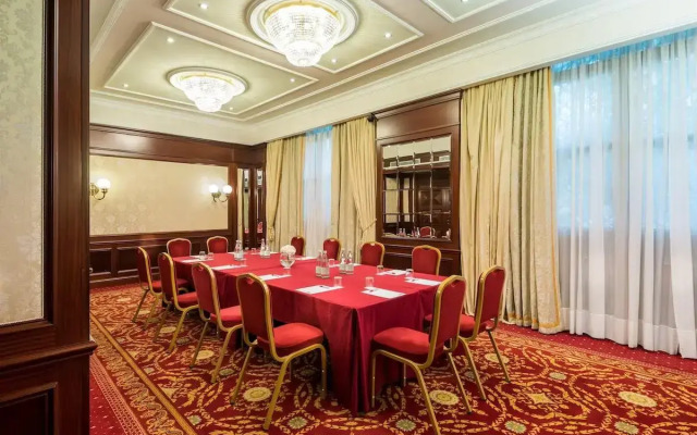 Leonardo Hotel Milan City Center