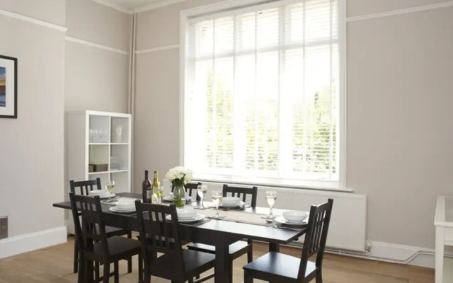 Hermitage Country House - Guest House