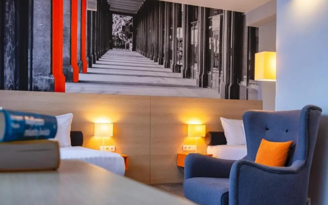MDM  Warsaw