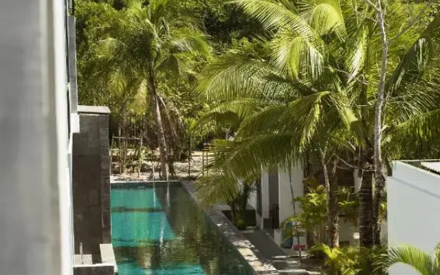 Long Set Resort