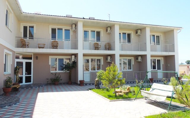 Guest house Lazurnyy Bereg