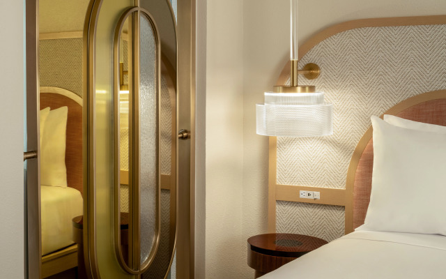 The Luce, St. Pete Beach, a Tribute Portfolio Hotel