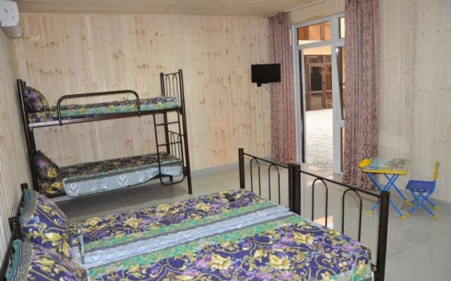 Guesthouse Mega