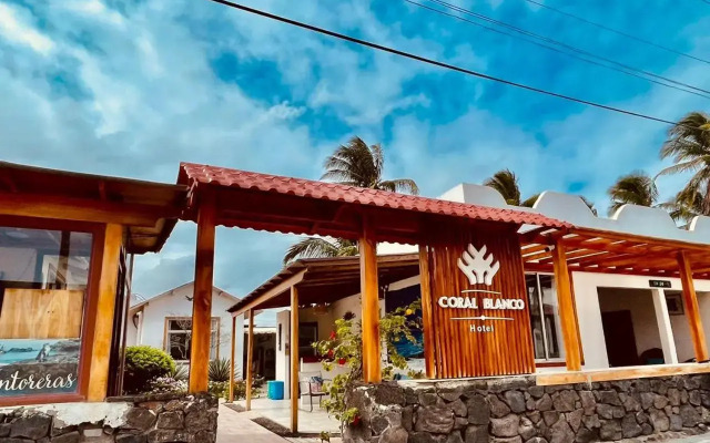 Hotel Coral Blanco