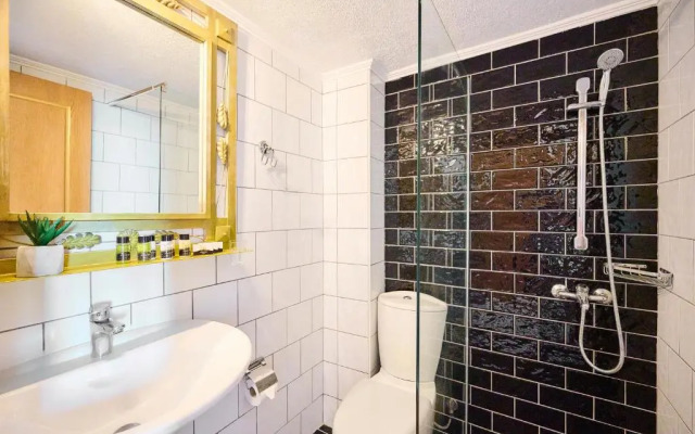 Evlogia Hotel Seafront & Annex by Greek Pride