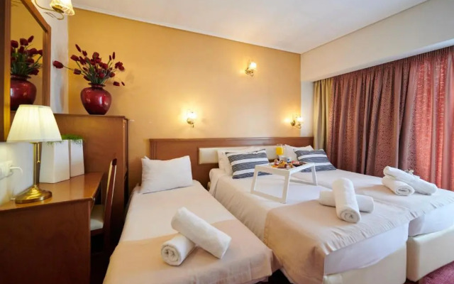 Crystal City Hotel