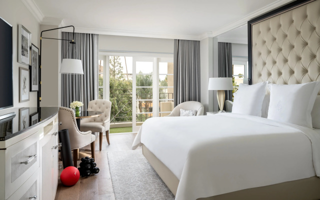 Four Seasons Los Angeles at Beverly Hills