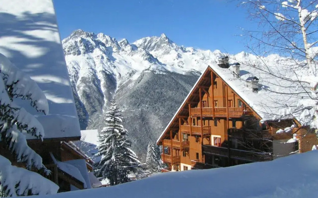 Chalet des Neiges Oz en Oisans Hotel