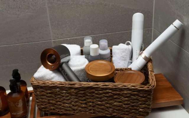 Hotel Alpenrock Breckenridge, Curio Collection by Hilton